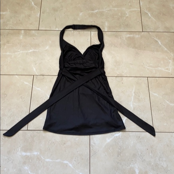 Guess fancy halter - Picture 4 of 5